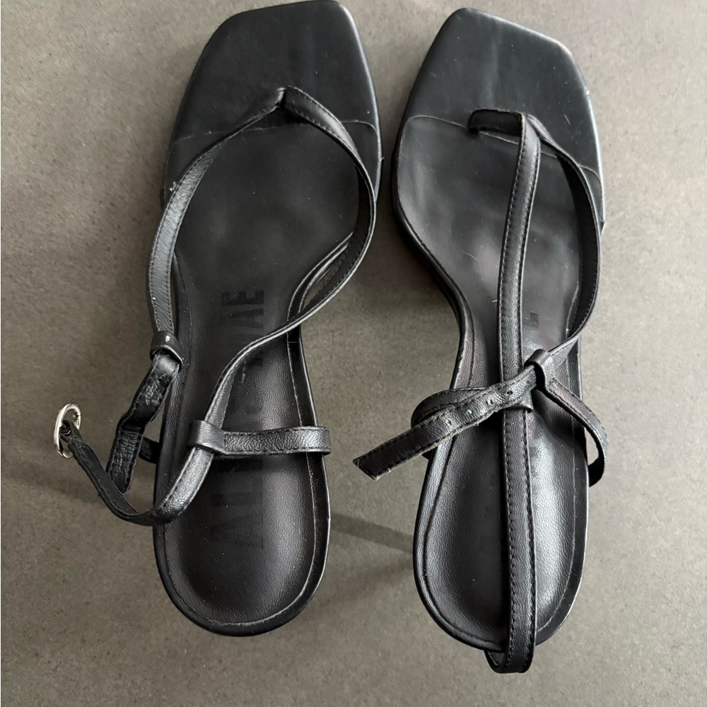 Alias Mae Black Strappy Sandals